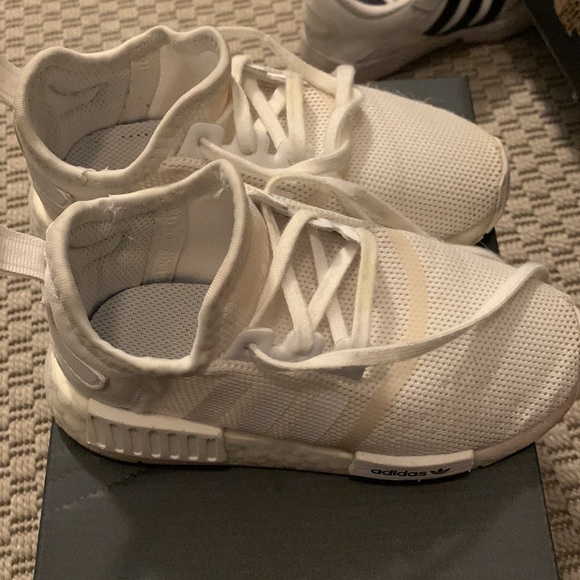 Adidas NMD R1 - Picture 2 of 5